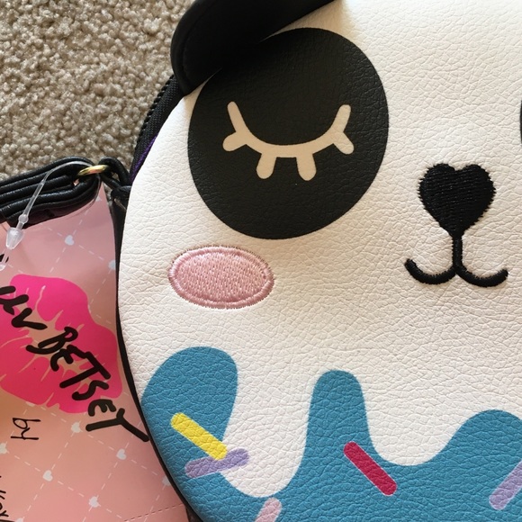 CLEARANCE!💋FINAL PRICE🎉BETSEY JOHNSON coin purse - Picture 5 of 6